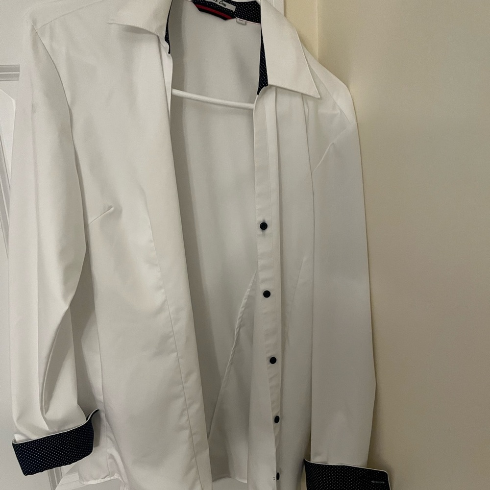 Women’s Easy Care XL Botton Down with Contrast cuff and collar